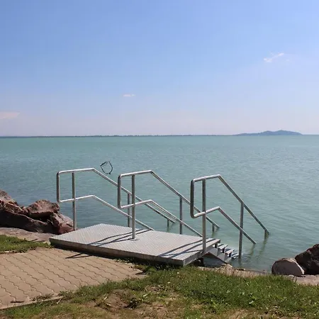 Relaxspace * Pálköve